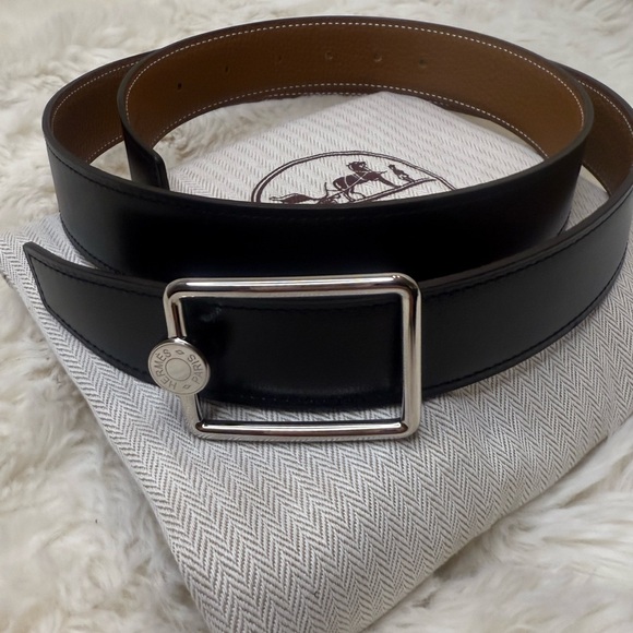 Hermès Gray Leather Bag with Black Accents